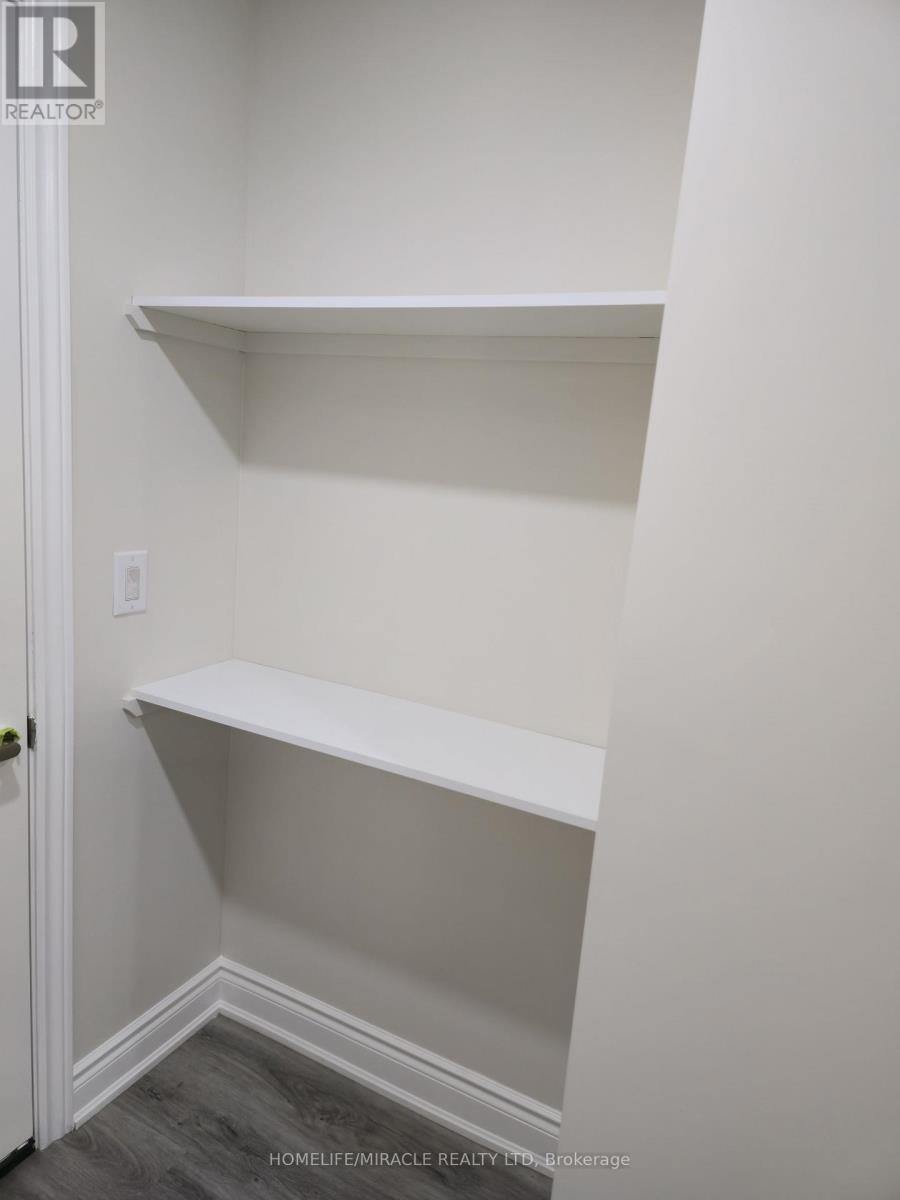 Basement Apartment - 23 Elverton Crescent, Brampton, ON - Indoor With Storage