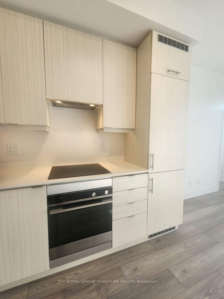 3105-36 Elm Drive, Mississauga, ON - Indoor Photo Showing Kitchen