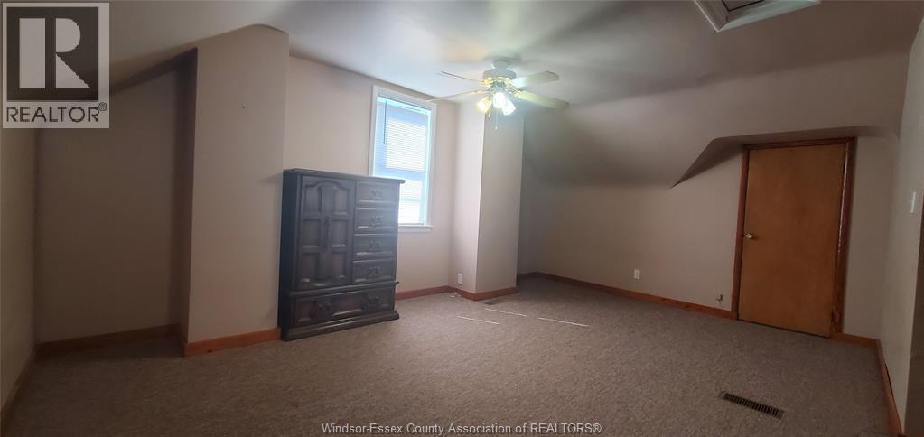 1059 Shepherd Street East, Windsor, ON - Indoor Photo Showing Other Room