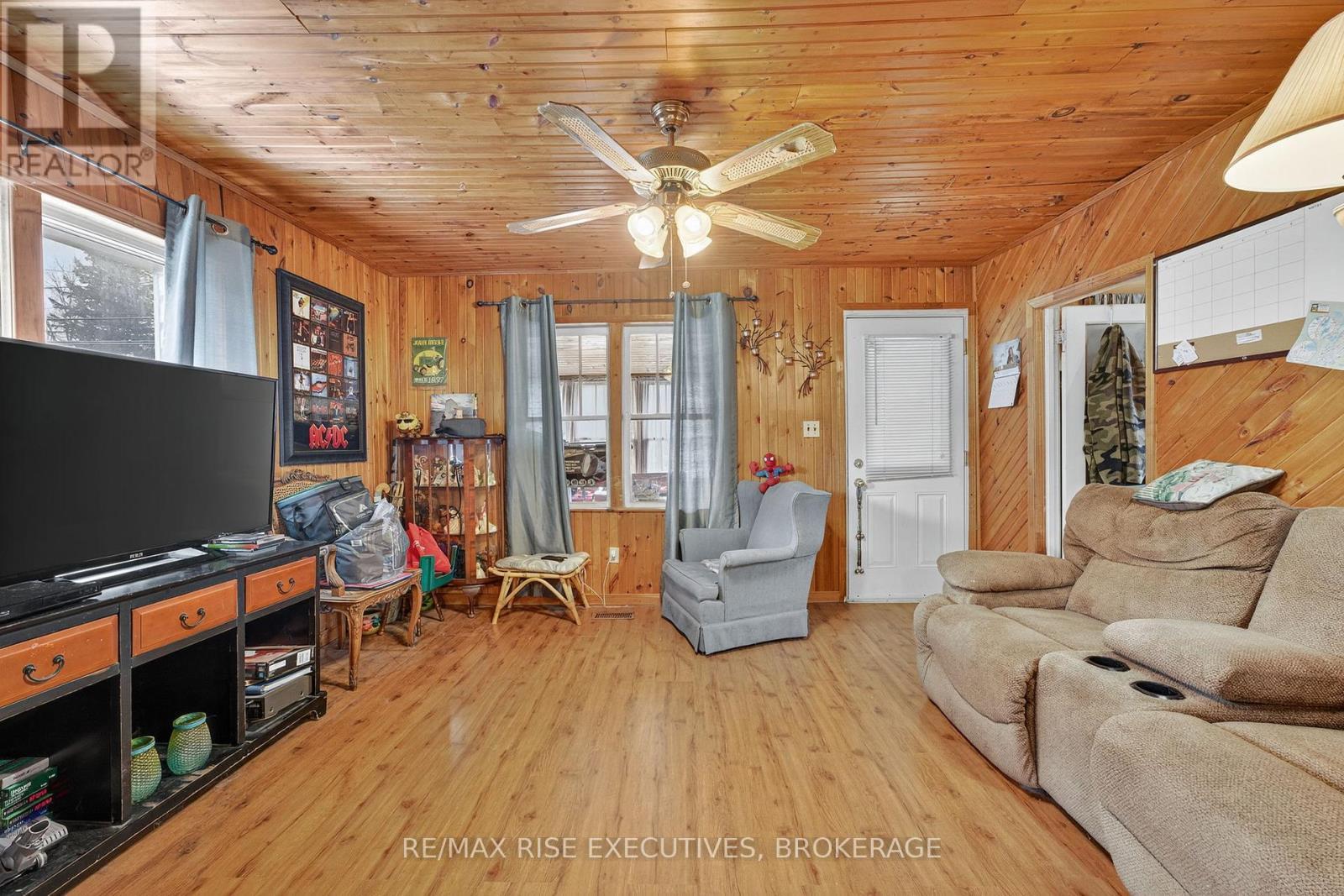 6862 Highway 38, Frontenac (Frontenac South), ON - Indoor