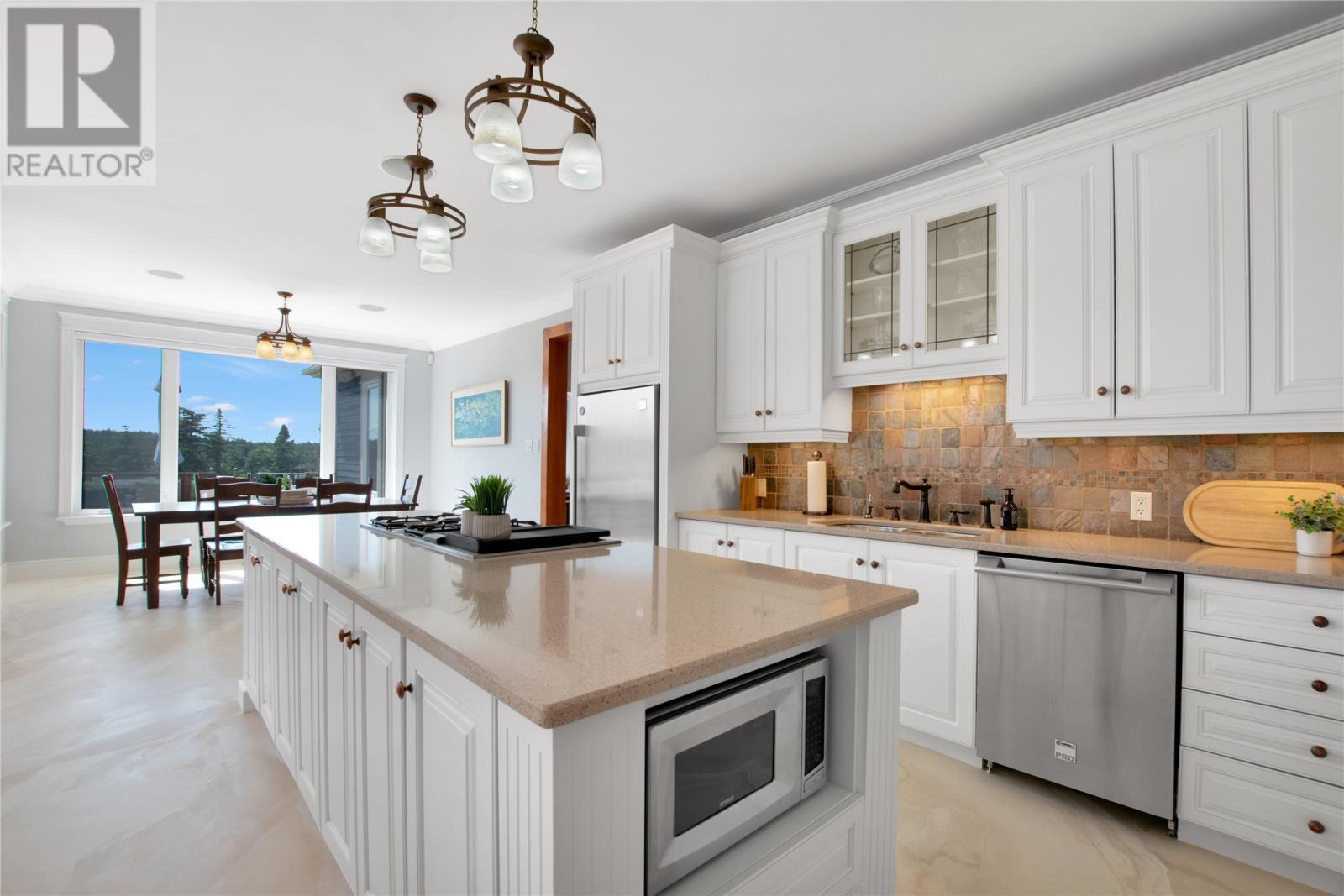 223 Olivers Pond Road, Portugal Cove-St. Philips, NL - Indoor Photo Showing Kitchen With Upgraded Kitchen