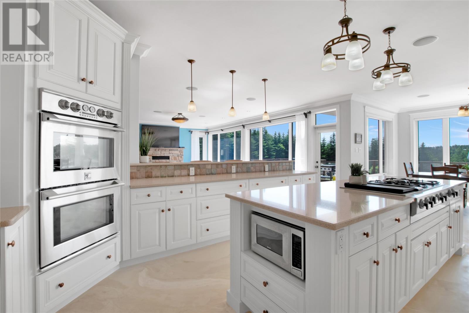 223 Olivers Pond Road, Portugal Cove-St. Philips, NL - Indoor Photo Showing Kitchen