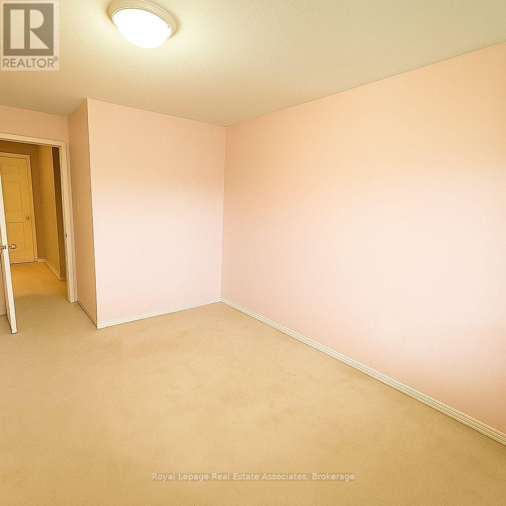 7156 Sandhurst Drive, Mississauga, ON - Indoor Photo Showing Other Room