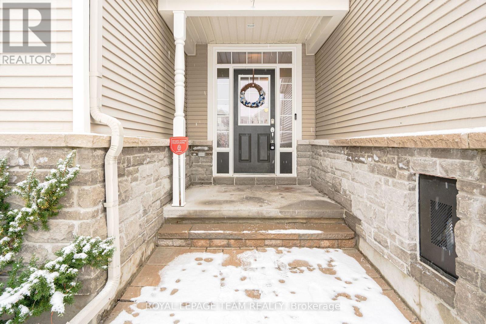 819 Tabaret Street, Ottawa, ON - Outdoor