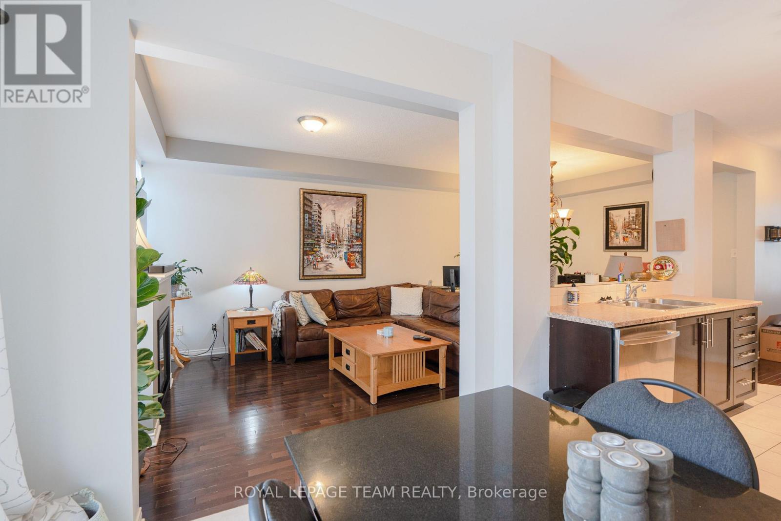 819 Tabaret Street, Ottawa, ON - Indoor Photo Showing Other Room