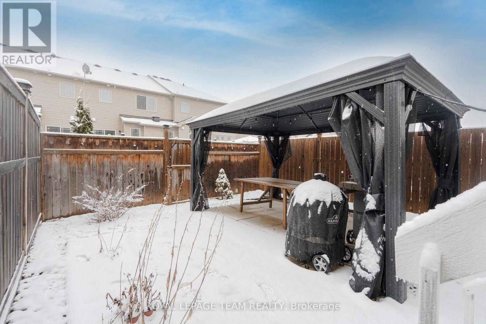 819 Tabaret Street, Ottawa, ON - Outdoor