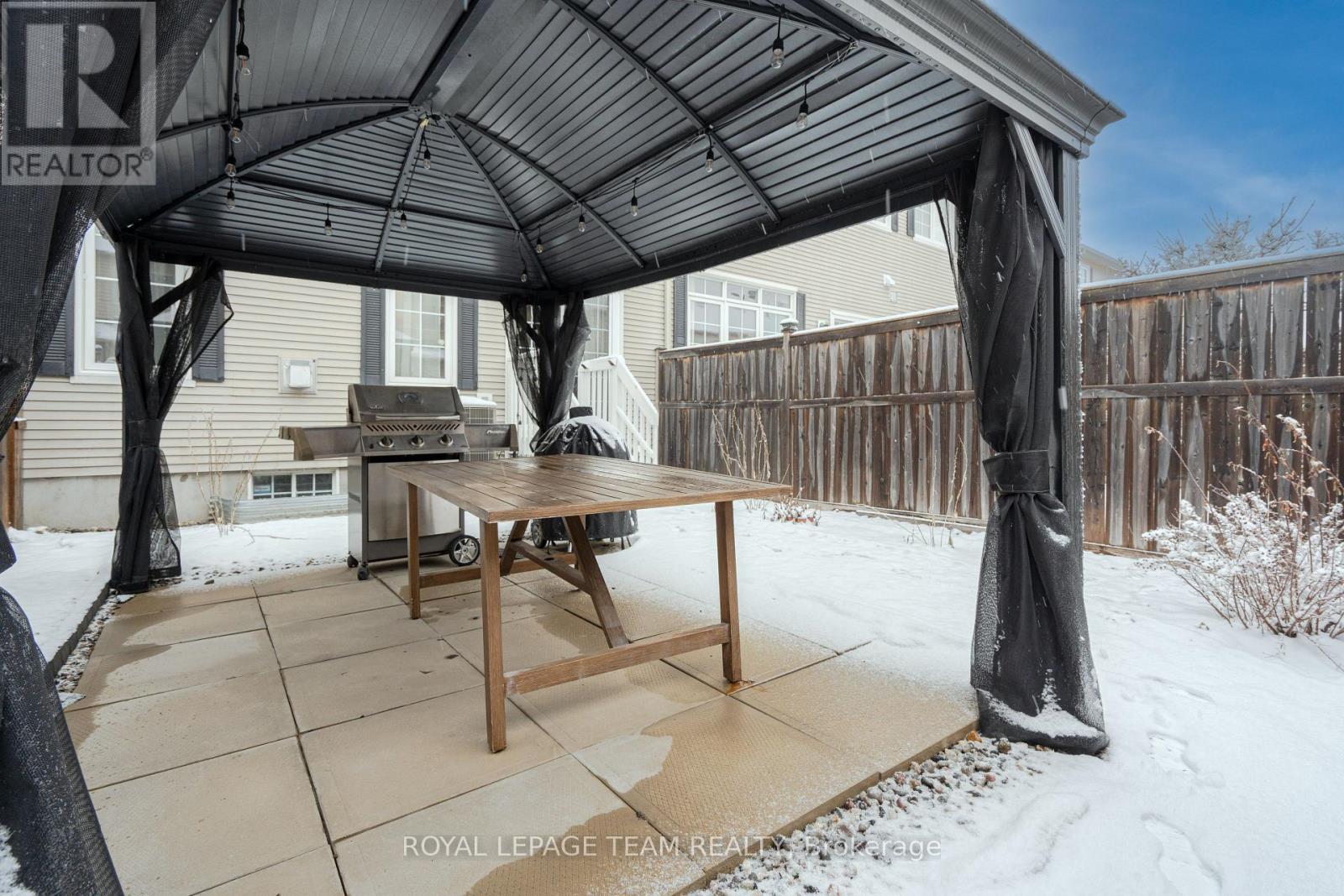 819 Tabaret Street, Ottawa, ON - Outdoor With Deck Patio Veranda With Exterior