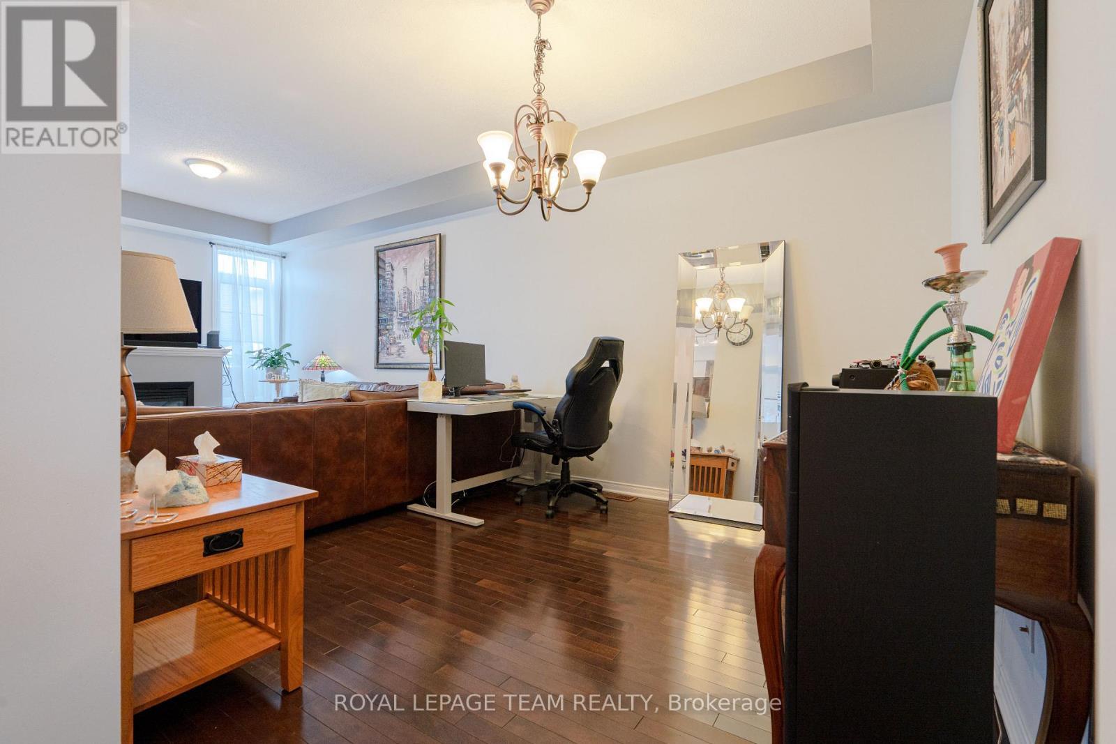 819 Tabaret Street, Ottawa, ON - Indoor Photo Showing Office