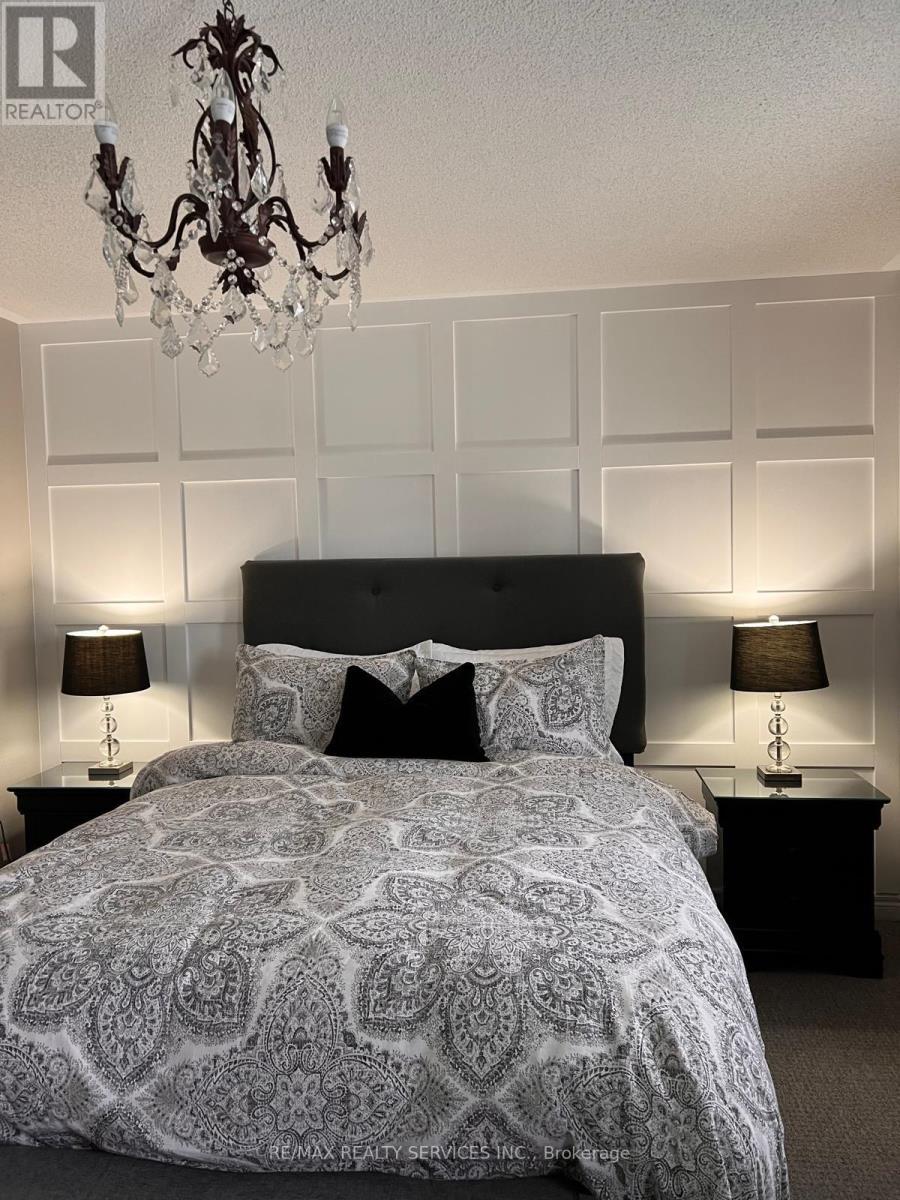 10 - 430 Mapleview Drive E, Barrie, ON - Indoor Photo Showing Bedroom