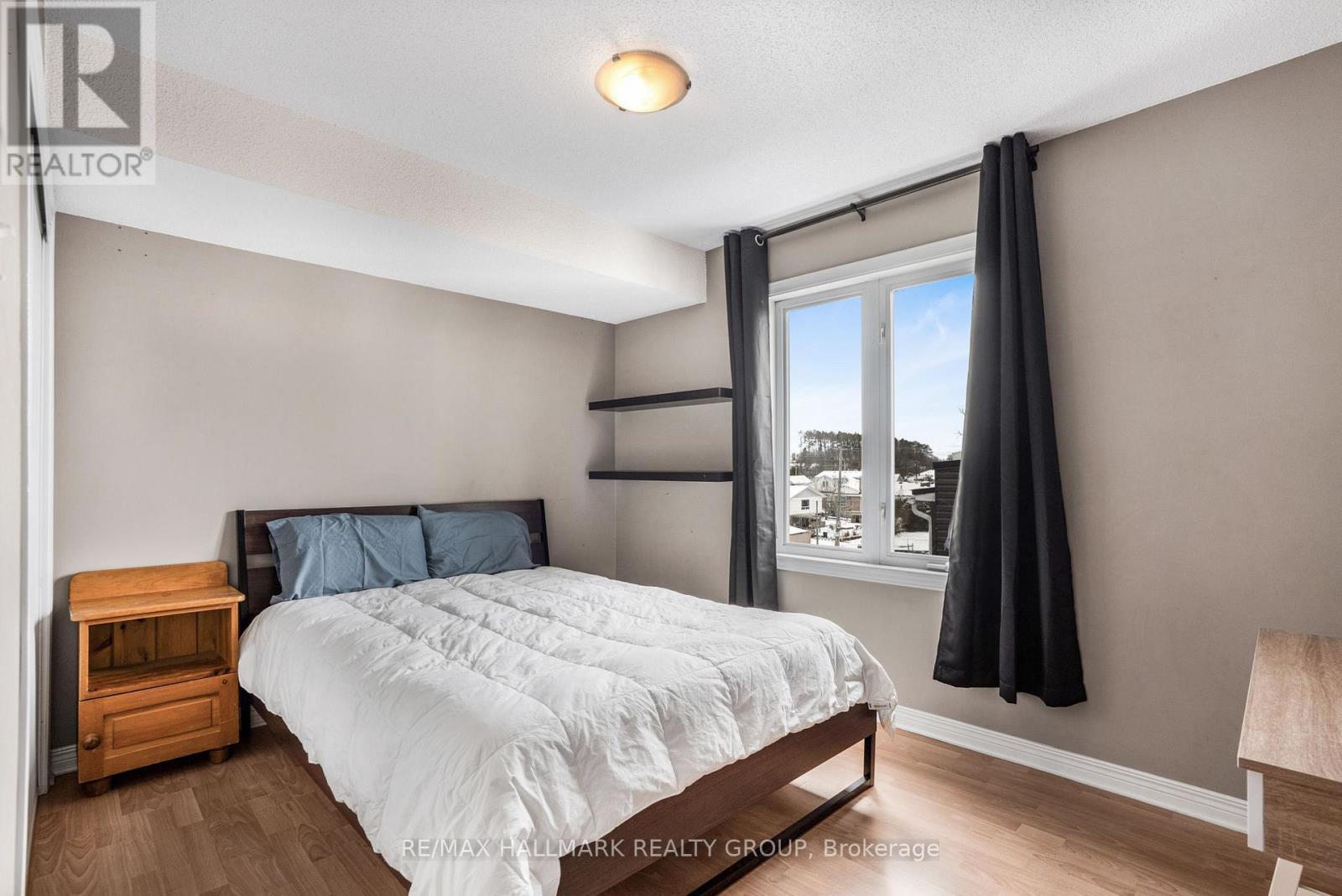 302 - 1005 Laurier Street, Clarence-Rockland, ON - Indoor Photo Showing Bedroom