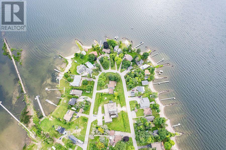 42 Lighthouse Crescent, Tay, ON -