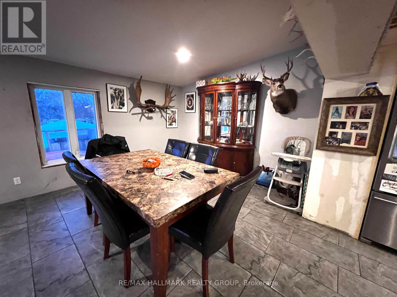 dining - 2121 Con10 Concession, Alfred And Plantagenet, ON - Indoor Photo Showing Dining Room