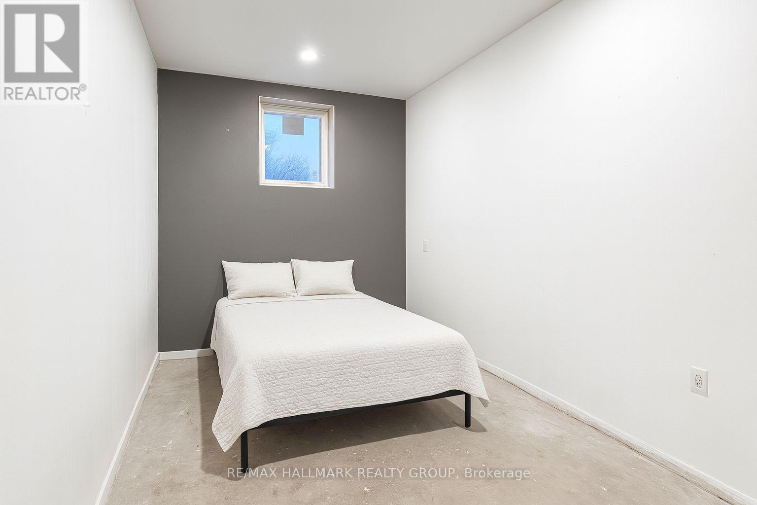 AI redone bedroom - 2121 Con10 Concession, Alfred And Plantagenet, ON - Indoor Photo Showing Bedroom