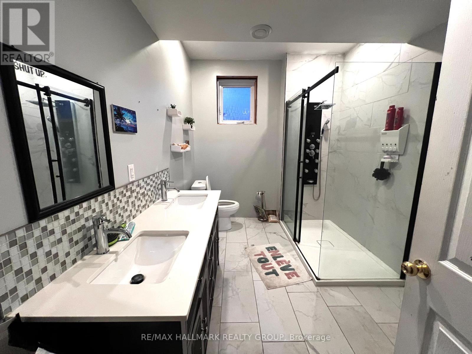 basement bathroom - 2121 Con10 Concession, Alfred And Plantagenet, ON - Indoor Photo Showing Bathroom