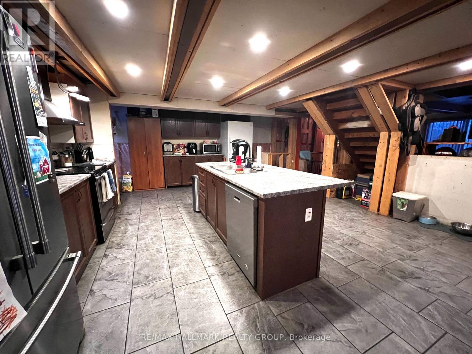 2121 Con10 Concession, Alfred And Plantagenet, ON - Indoor Photo Showing Other Room