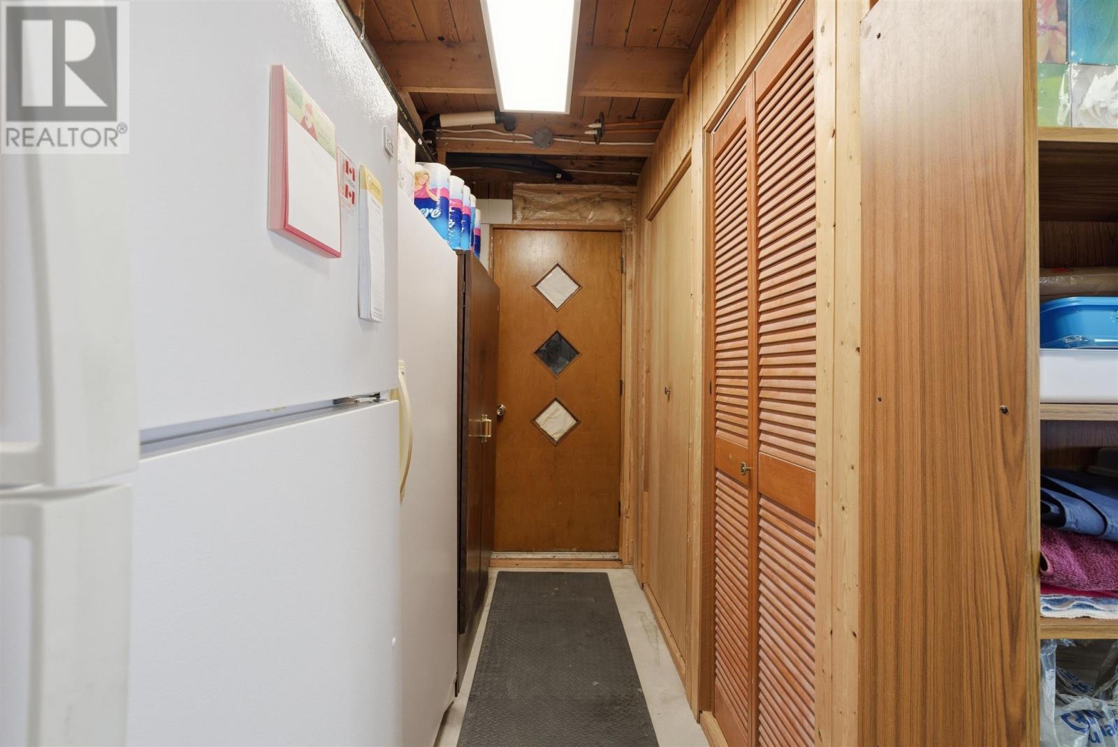 11 John St, Iron Bridge, ON - Indoor Photo Showing Other Room