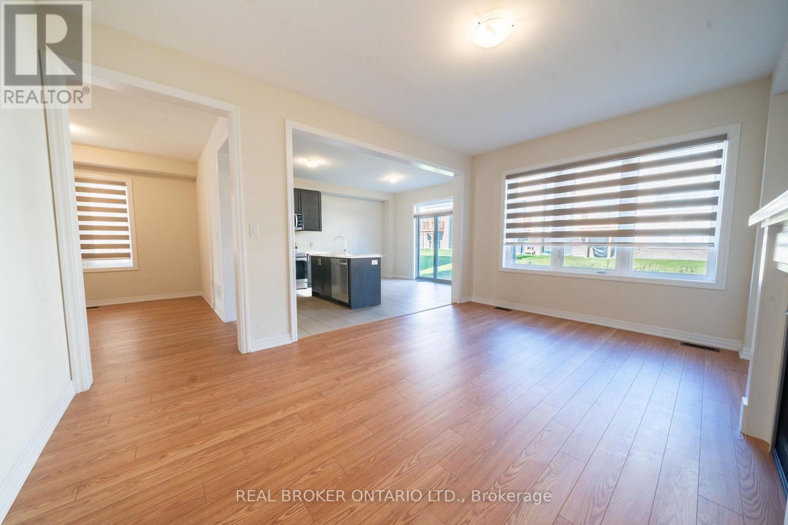 6 Northrop Avenue N, Clarington, ON - Indoor