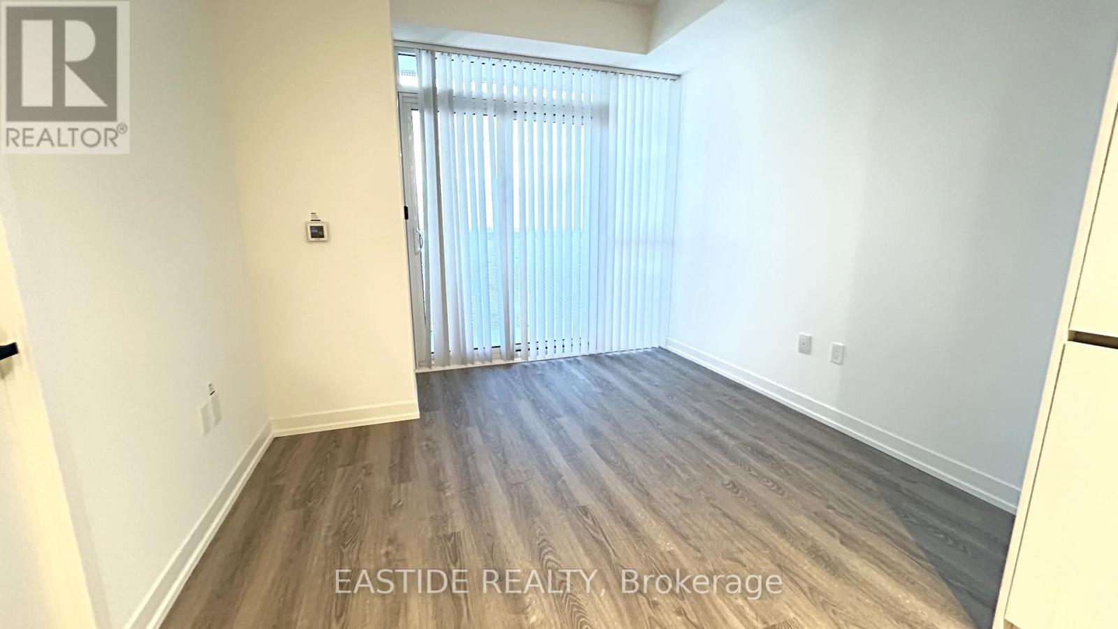 2010 - 8 Interchange Way, Vaughan, ON - Indoor Photo Showing Other Room