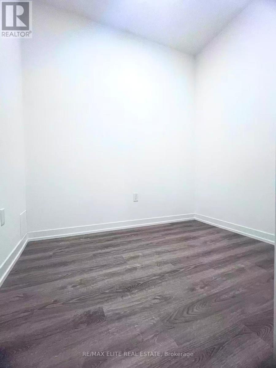 1715 - 8 Interchange Way, Vaughan, ON - Indoor Photo Showing Other Room