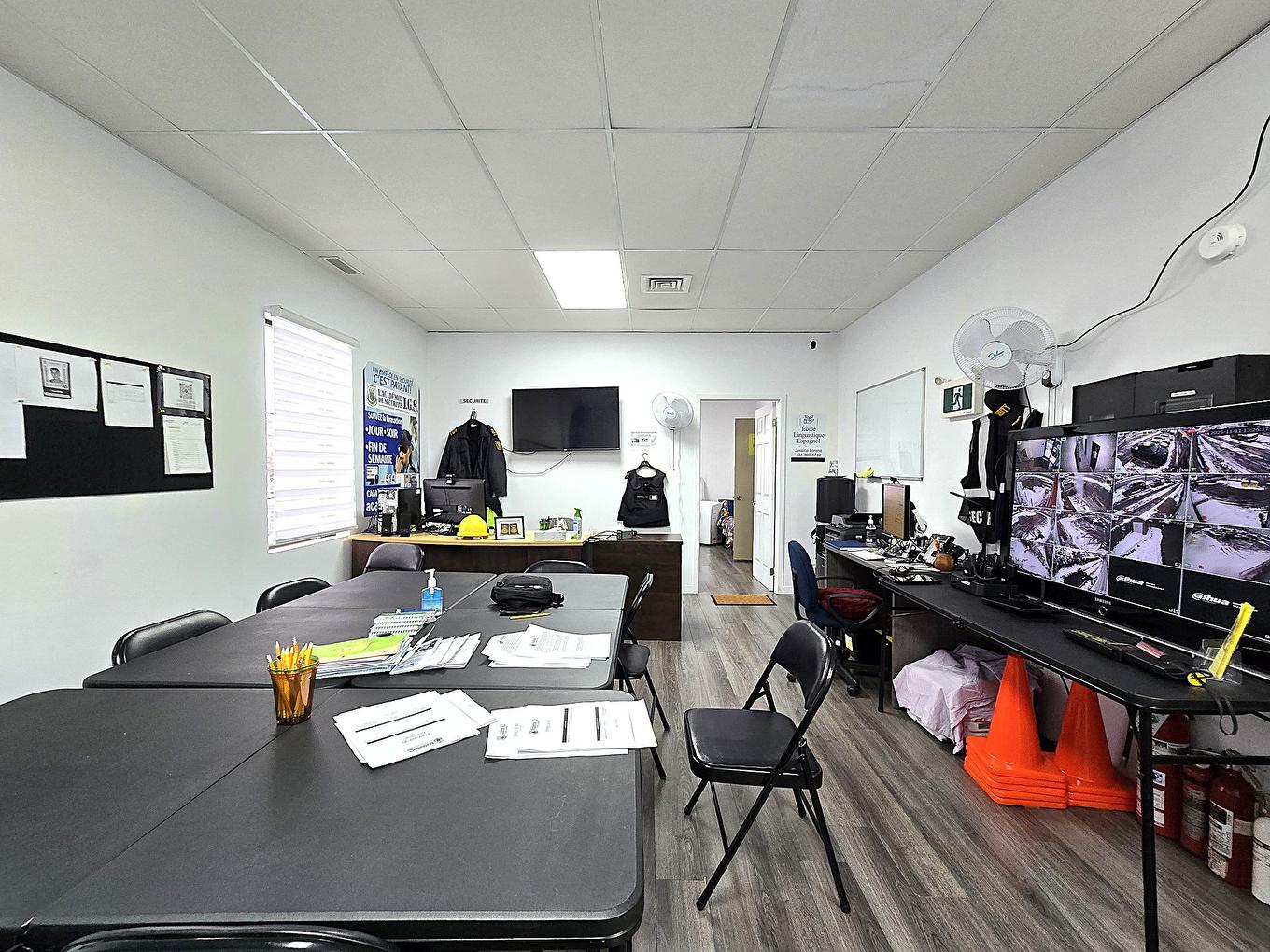 Bureau - 206-5785 Boul. Des Laurentides, Laval (Auteuil), QC - Indoor Photo Showing Other Room