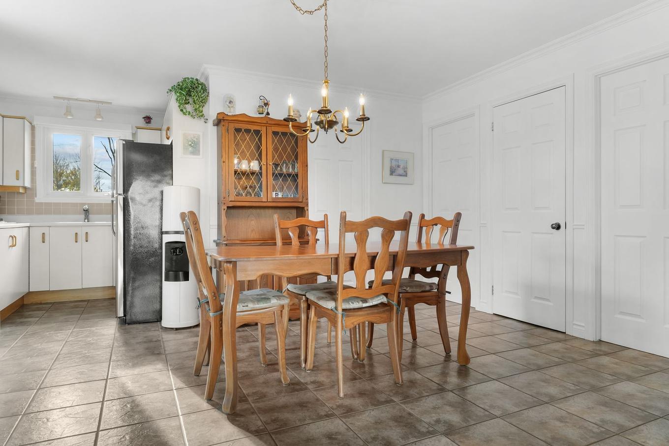 Salle à manger - 1313 Rue Des Frênes, Lévis (Les Chutes-De-La-Chaudière-Ouest), QC - Indoor Photo Showing Dining Room
