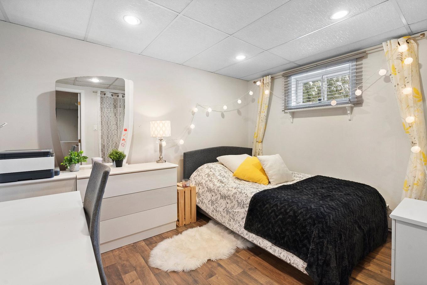 Chambre à coucher - 321 Rue De Nancy, Lévis (Les Chutes-De-La-Chaudière-Ouest), QC - Indoor Photo Showing Bedroom