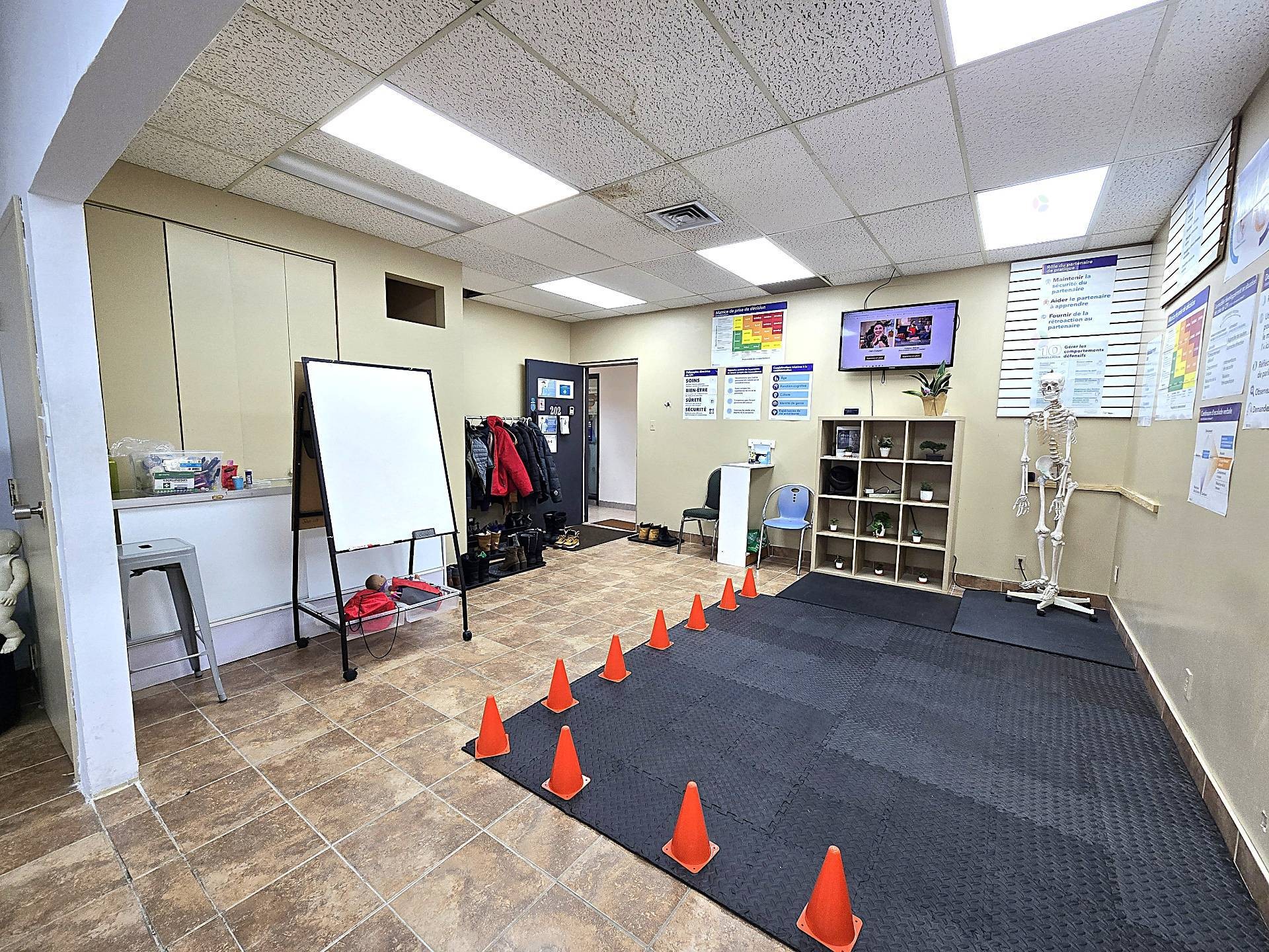 Interior - 202-5785 Boul. Des Laurentides, Laval (Auteuil), QC - Indoor Photo Showing Basement