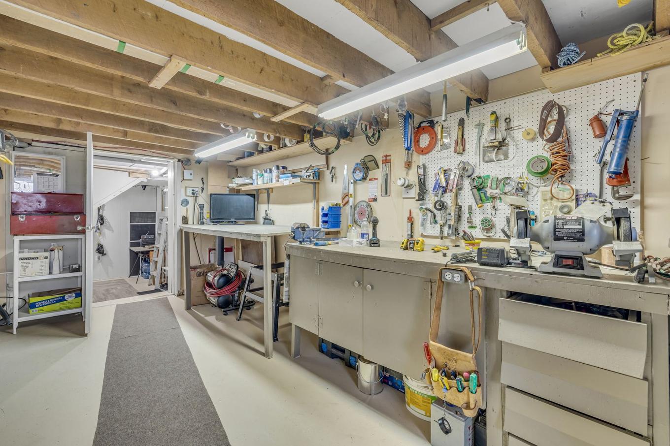 Workshop - 504 Rue De La Falaise, Lévis (Desjardins), QC - Indoor Photo Showing Basement