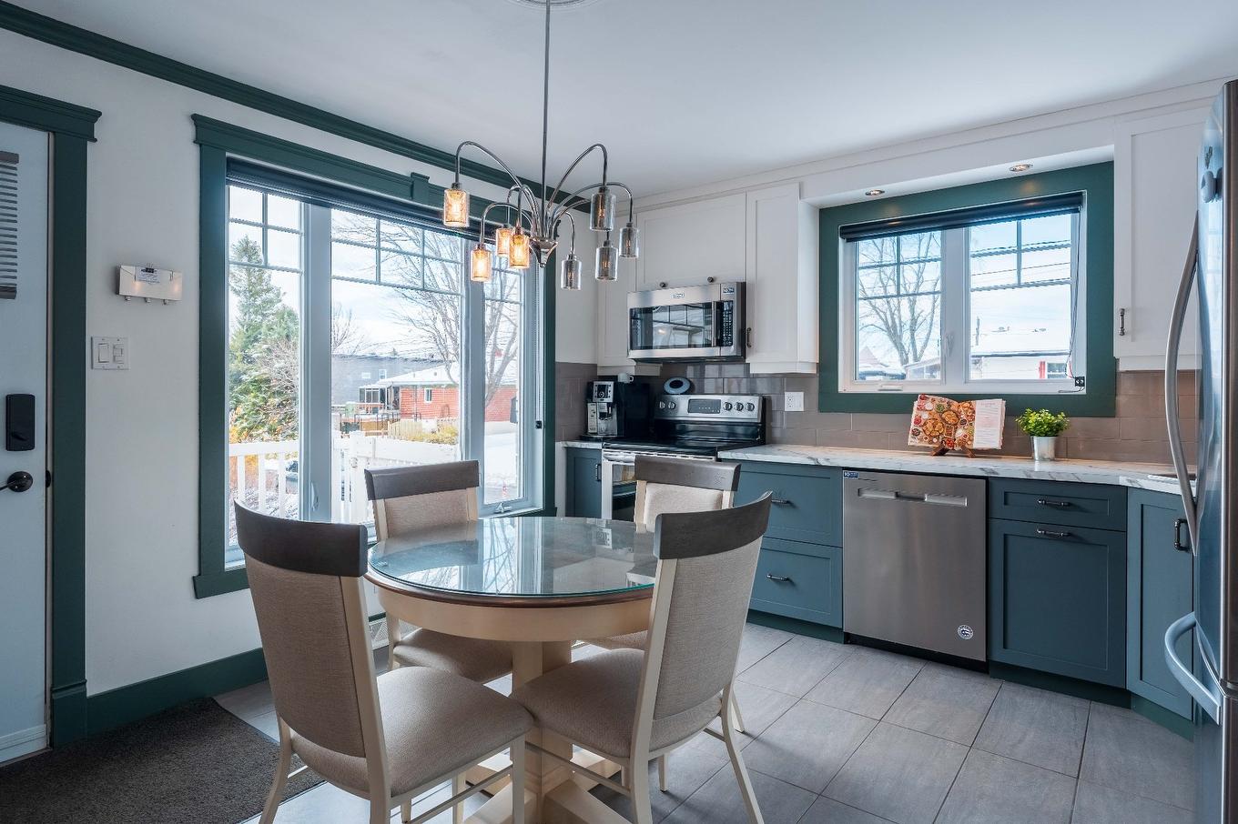 Cuisine - 73 Rue Mercier, Québec (Beauport), QC - Indoor