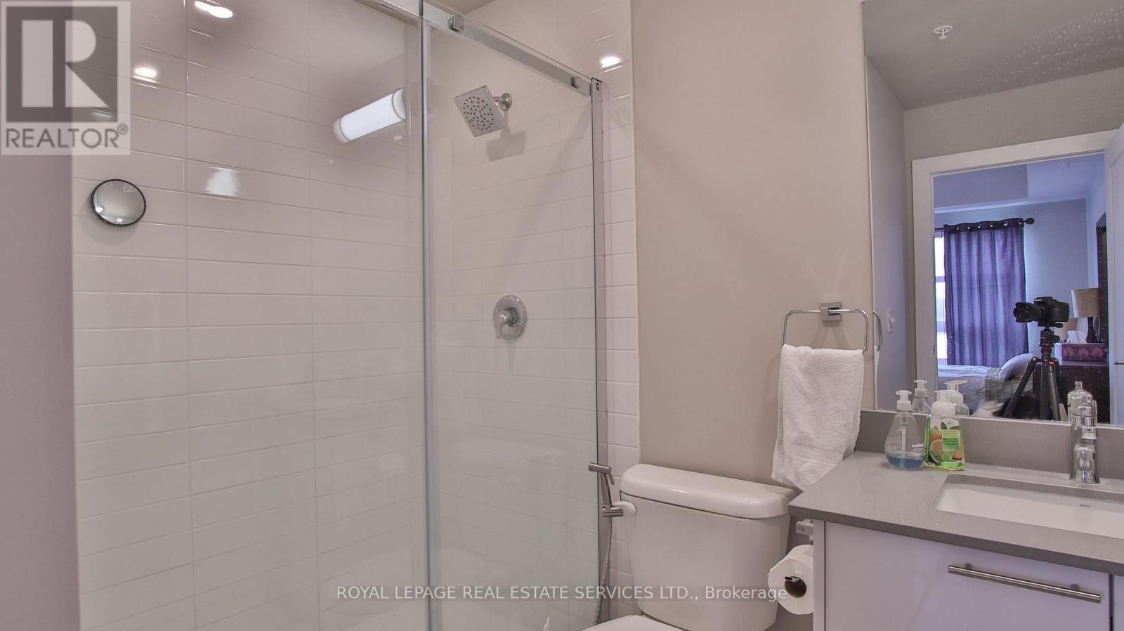 518 - 15 Prince Albert Boulevard, Kitchener, ON - Indoor Photo Showing Bathroom
