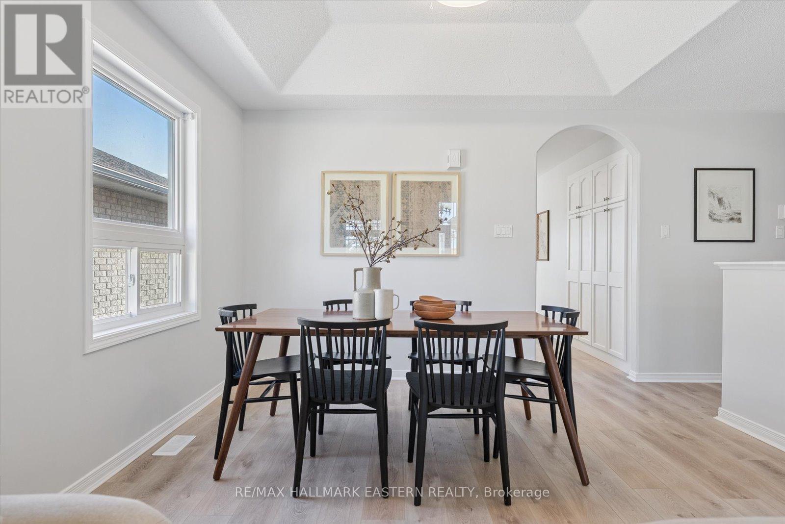 2431 Marsdale Drive, Peterborough (Ashburnham Ward 4), ON - Indoor Photo Showing Dining Room