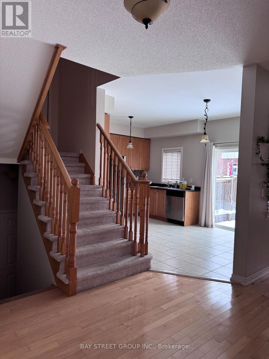 3196 Tim Dobbie Drive, Burlington, ON - Indoor Photo Showing Other Room