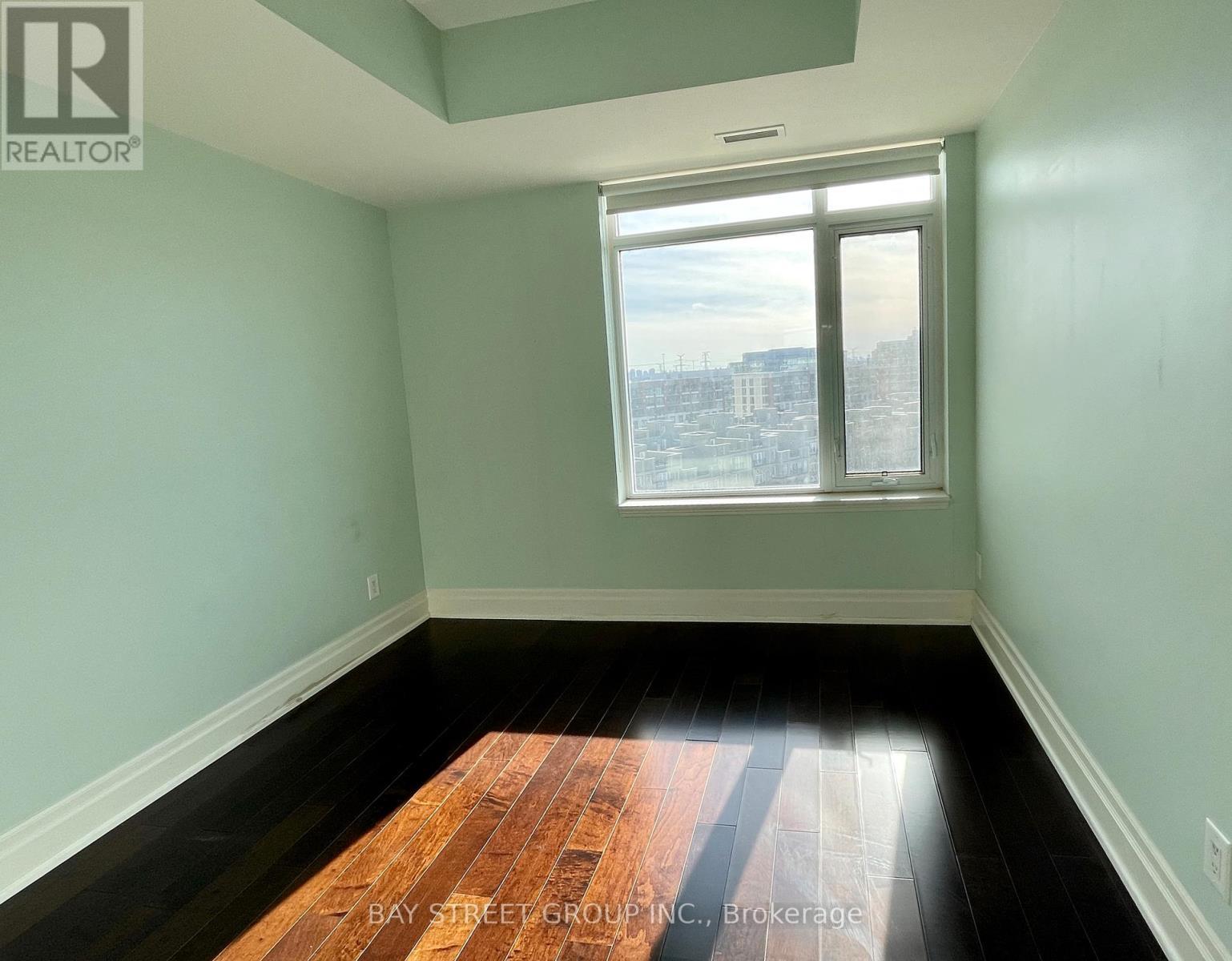 904 - 111 Upper Duke Crescent, Markham, ON - Indoor Photo Showing Other Room