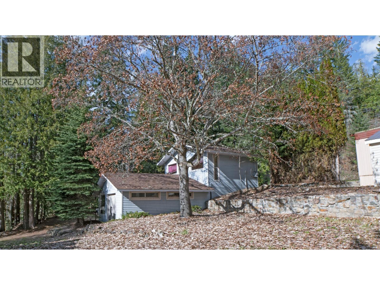 12830 3A Highway, Boswell, BC