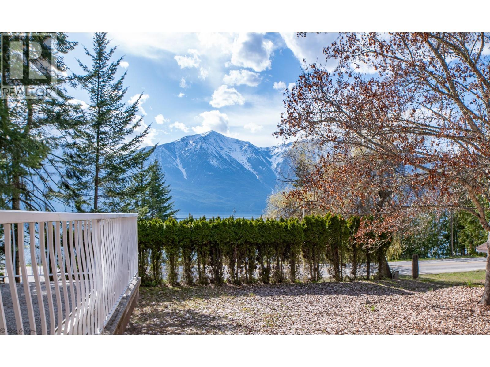 12830 3A Highway, Boswell, BC