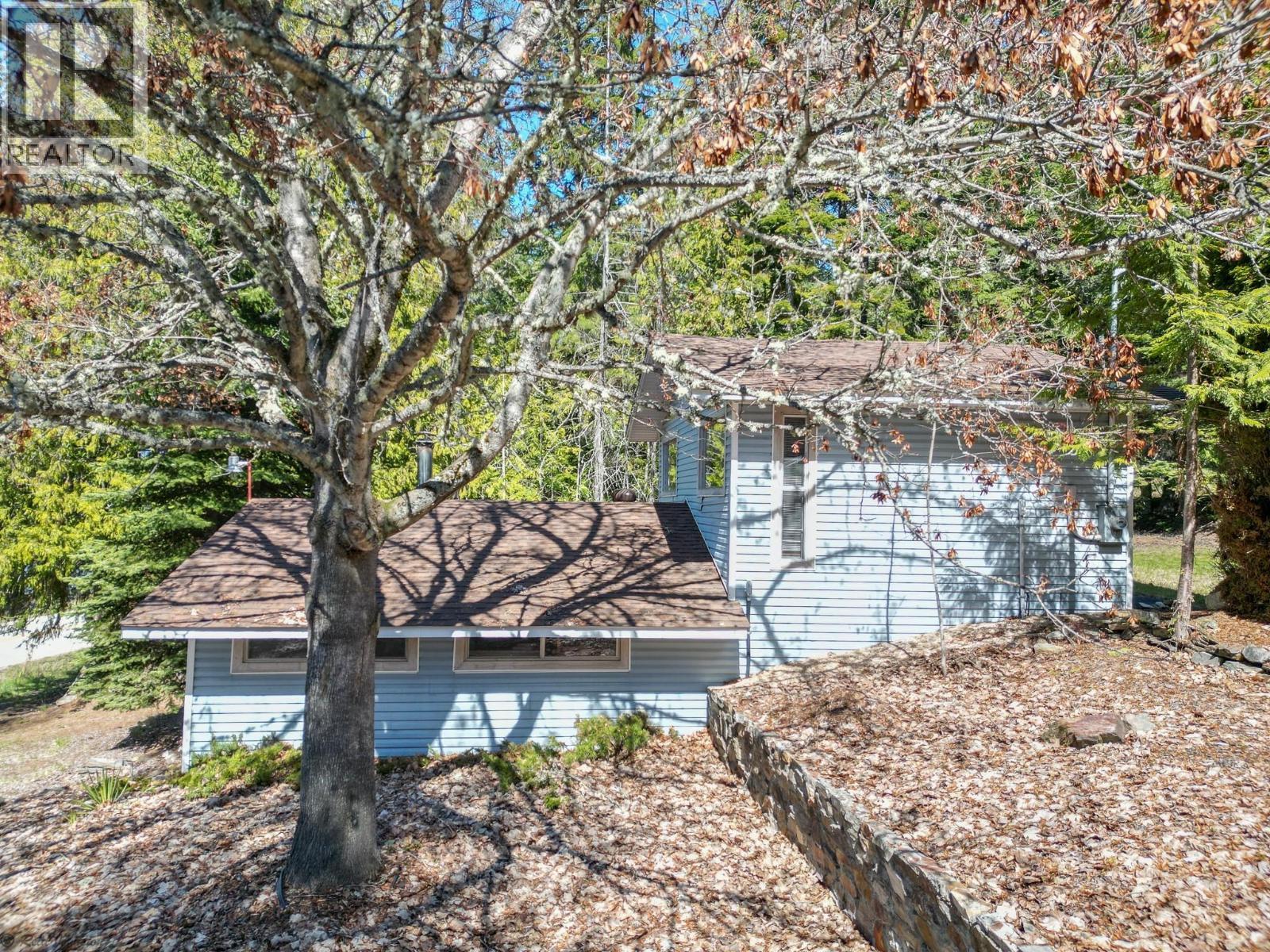 12830 3A Highway, Boswell, BC