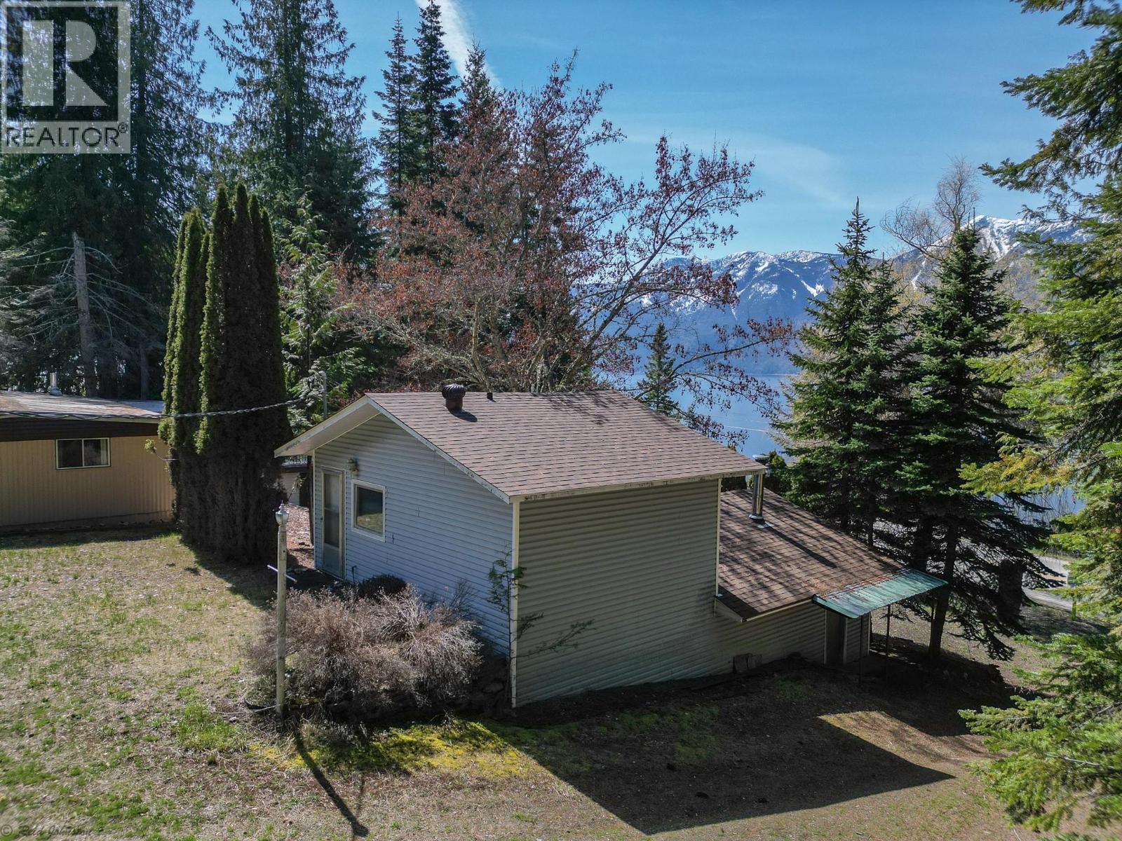 12830 3A Highway, Boswell, BC