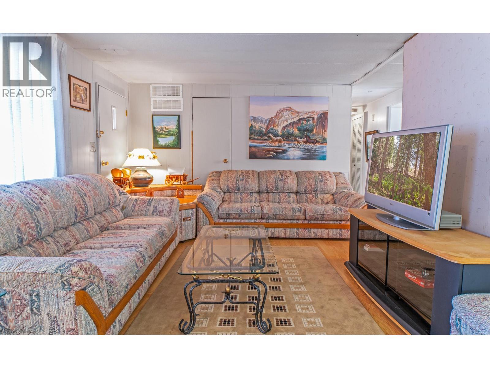 12830 3A Highway, Boswell, BC