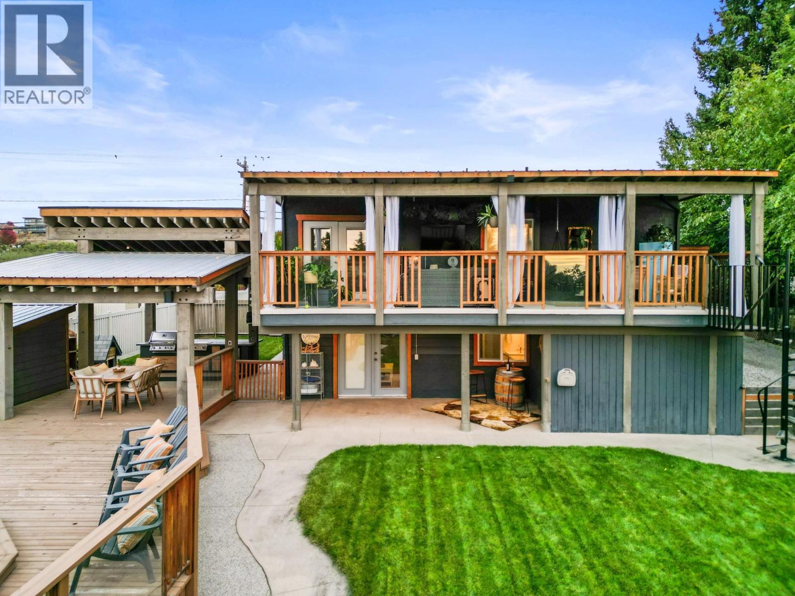 3588 Spiers Road, Kelowna, BC - Outdoor With Deck Patio Veranda