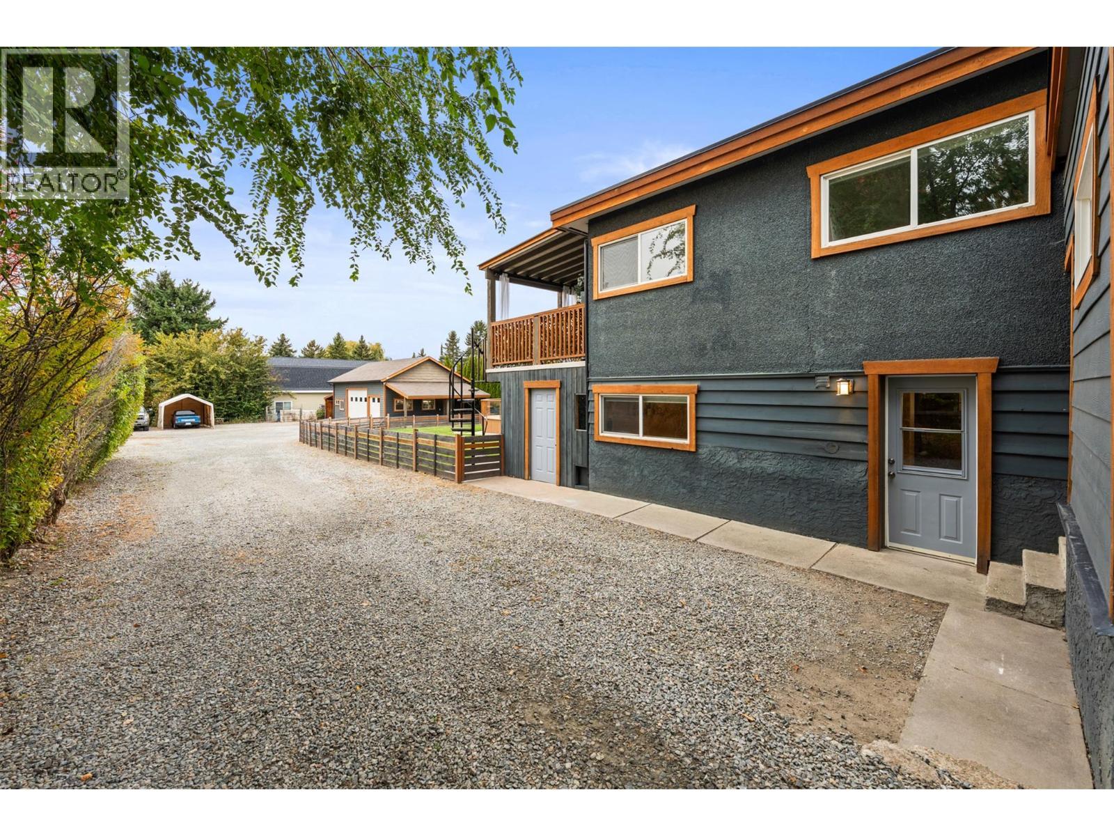 3588 Spiers Road, Kelowna, BC - Outdoor