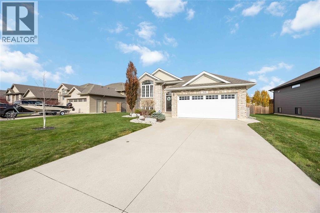 318 Citation Circle, St Clair, ON - Outdoor With Facade