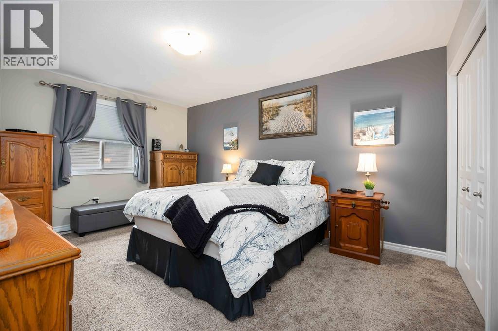 318 Citation Circle, St Clair, ON - Indoor Photo Showing Bedroom
