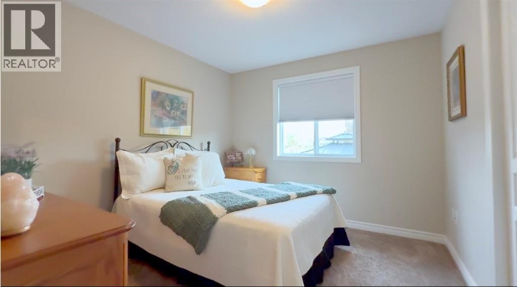 318 Citation Circle, St Clair, ON - Indoor Photo Showing Bedroom