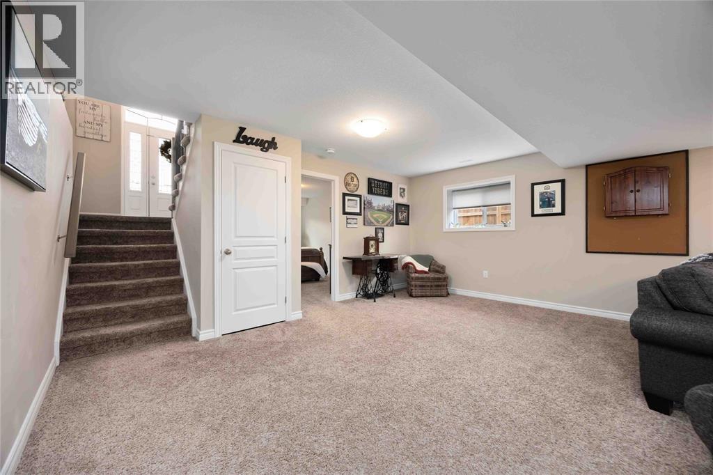 318 Citation Circle, St Clair, ON - Indoor