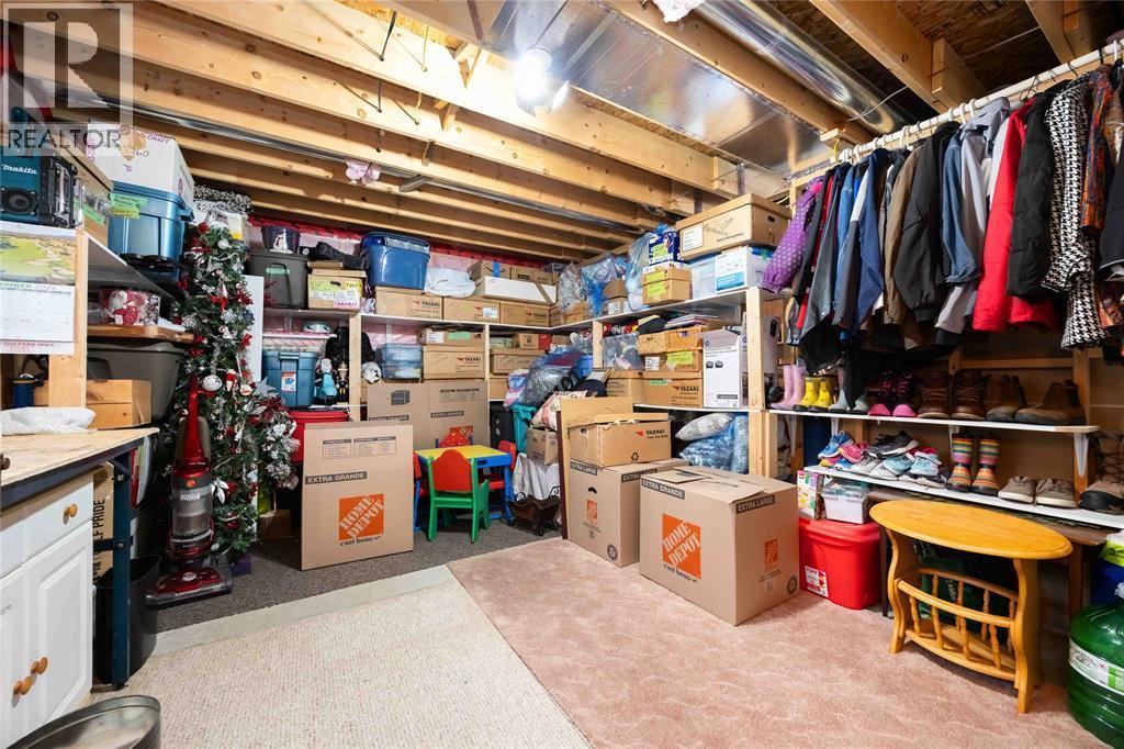 318 Citation Circle, St Clair, ON - Indoor