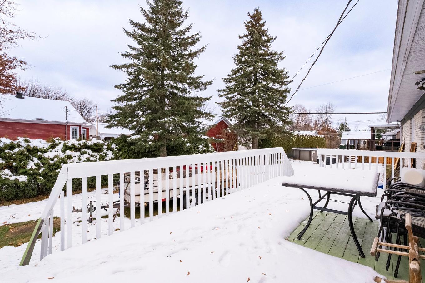 Terrasse - 2327 Rue Ste-Hélène, Lévis (Les Chutes-De-La-Chaudière-Est), QC - Outdoor