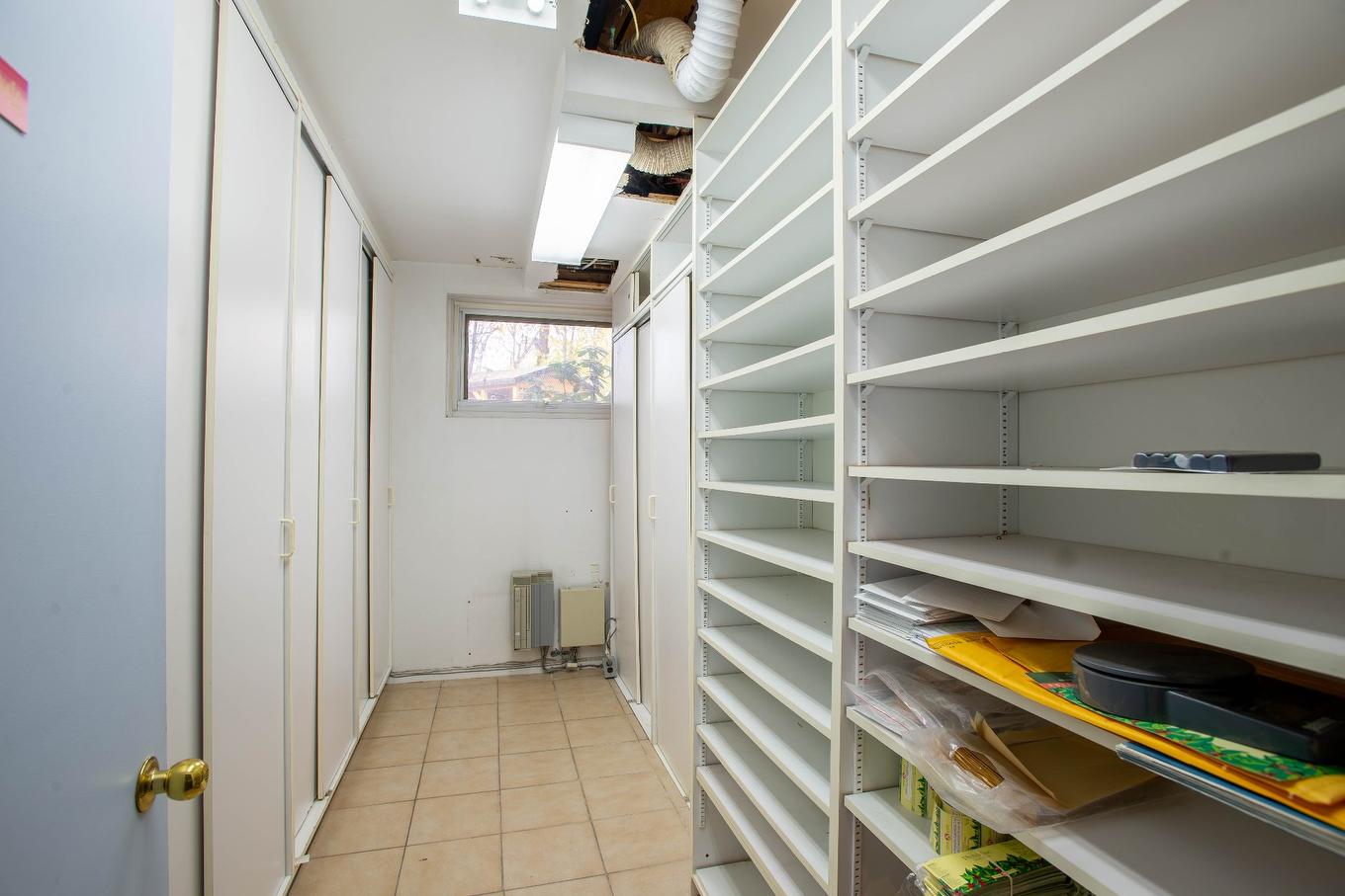 Storage - 2496 Av. Montbray, Québec (Sainte-Foy/Sillery/Cap-Rouge), QC - Indoor With Storage