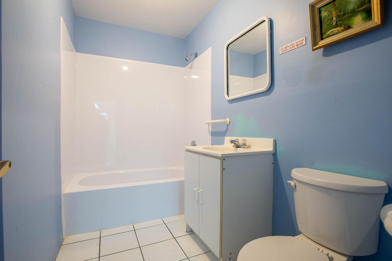 Bathroom - 2496 Av. Montbray, Québec (Sainte-Foy/Sillery/Cap-Rouge), QC - Indoor Photo Showing Bathroom