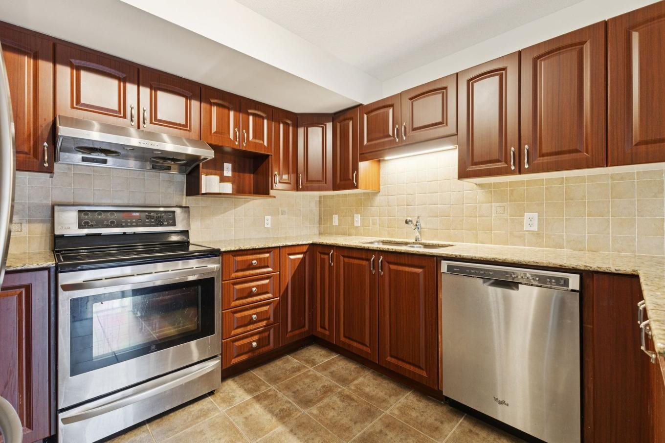 Cuisine - 101-97 Rue Ernest-Gaboury, Gatineau (Gatineau), QC - Indoor Photo Showing Kitchen