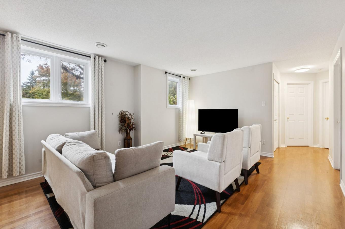 Salon - 101-97 Rue Ernest-Gaboury, Gatineau (Gatineau), QC - Indoor Photo Showing Living Room